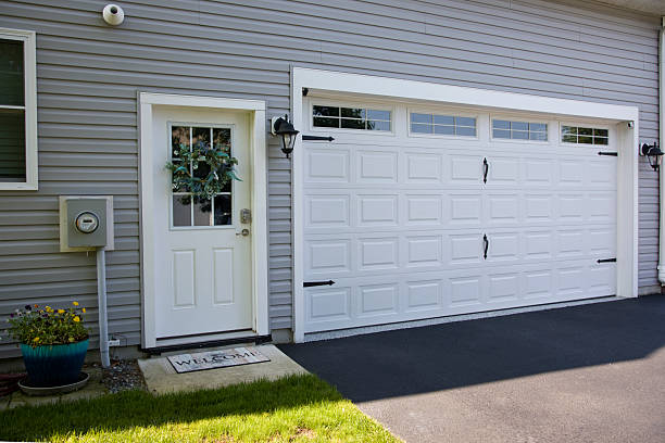 24/7 Emergency Garage Door Panel Replacement experts in Big Pine, CA